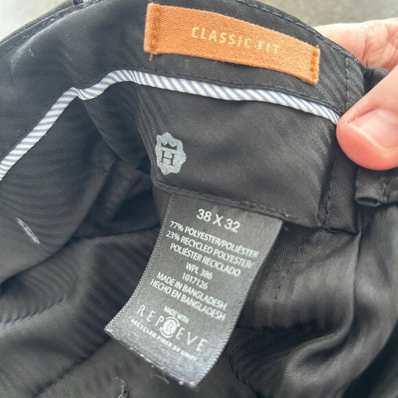 Haggar Classic Fit Dress Pants - Black - Size 38/32 - Picture 2 of 12